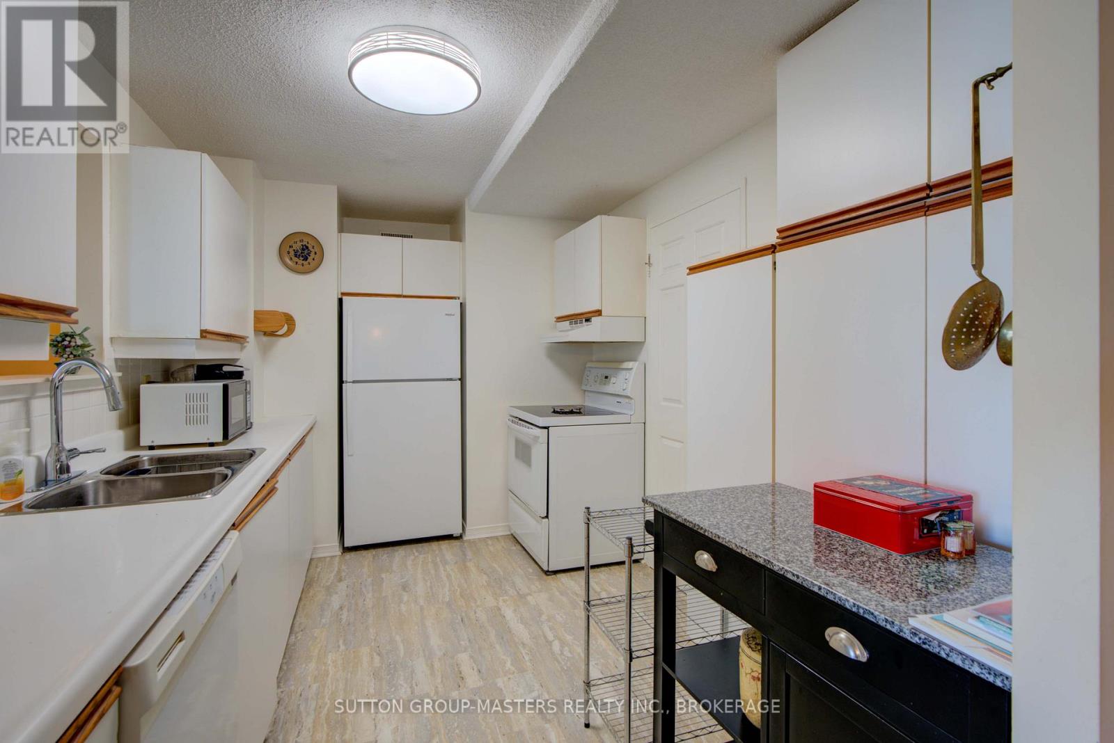 1004 - 257 BATH ROAD