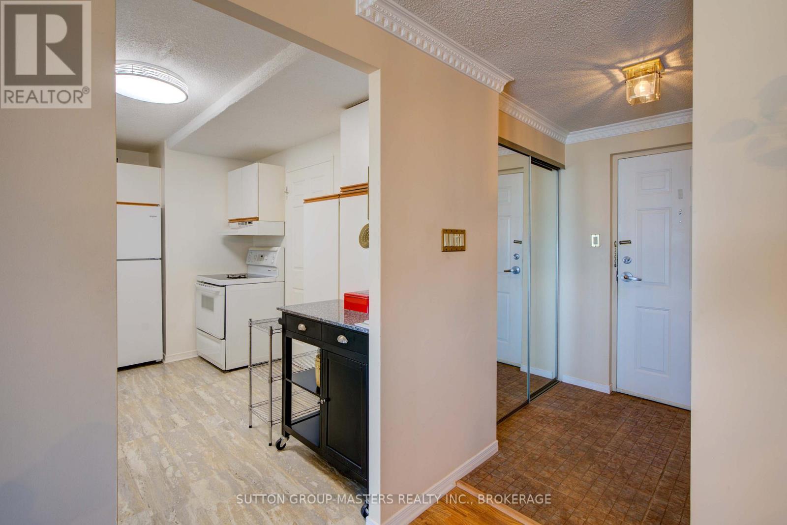 1004 - 257 BATH ROAD