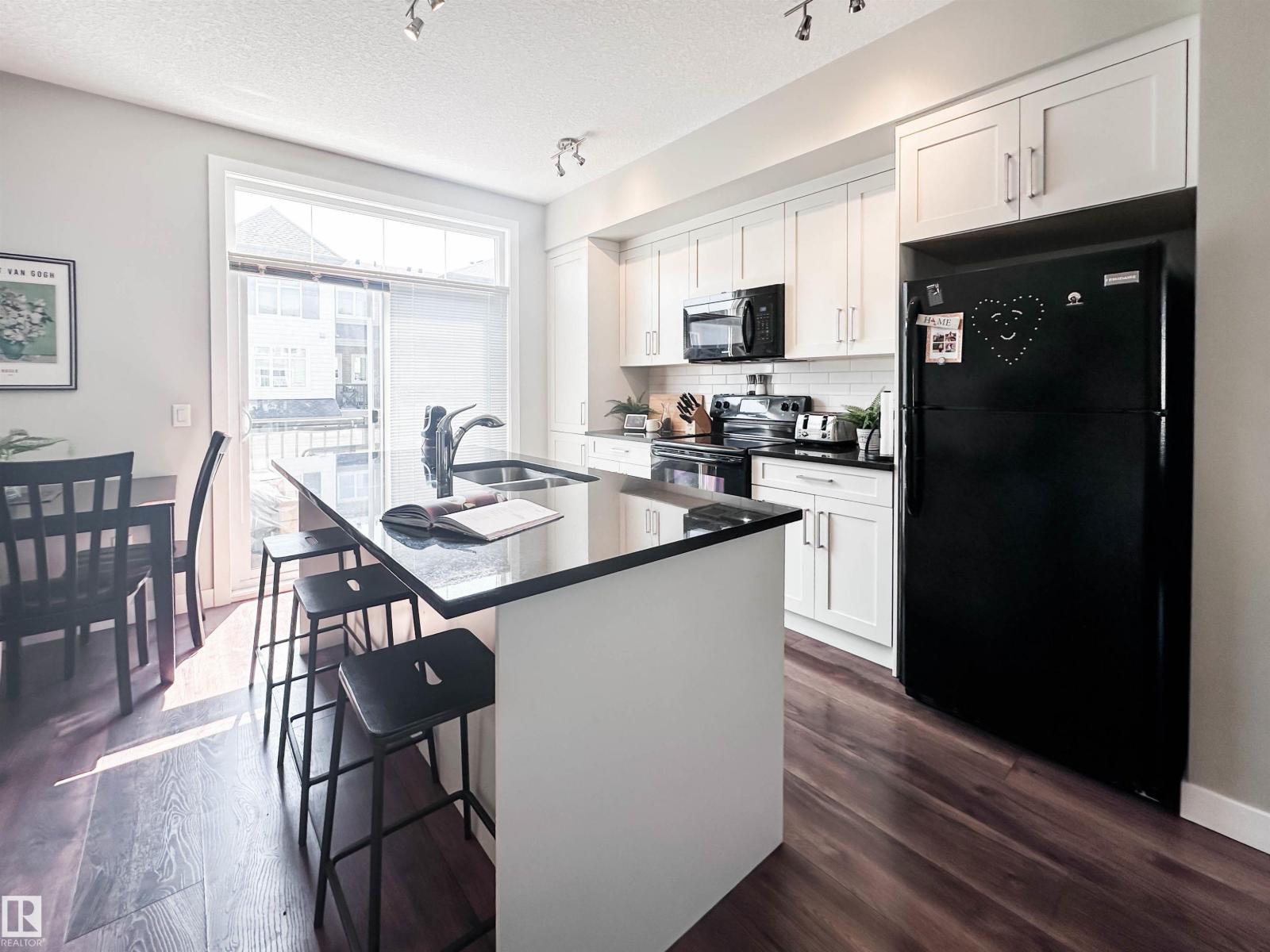 #89 600 BELLEROSE DR