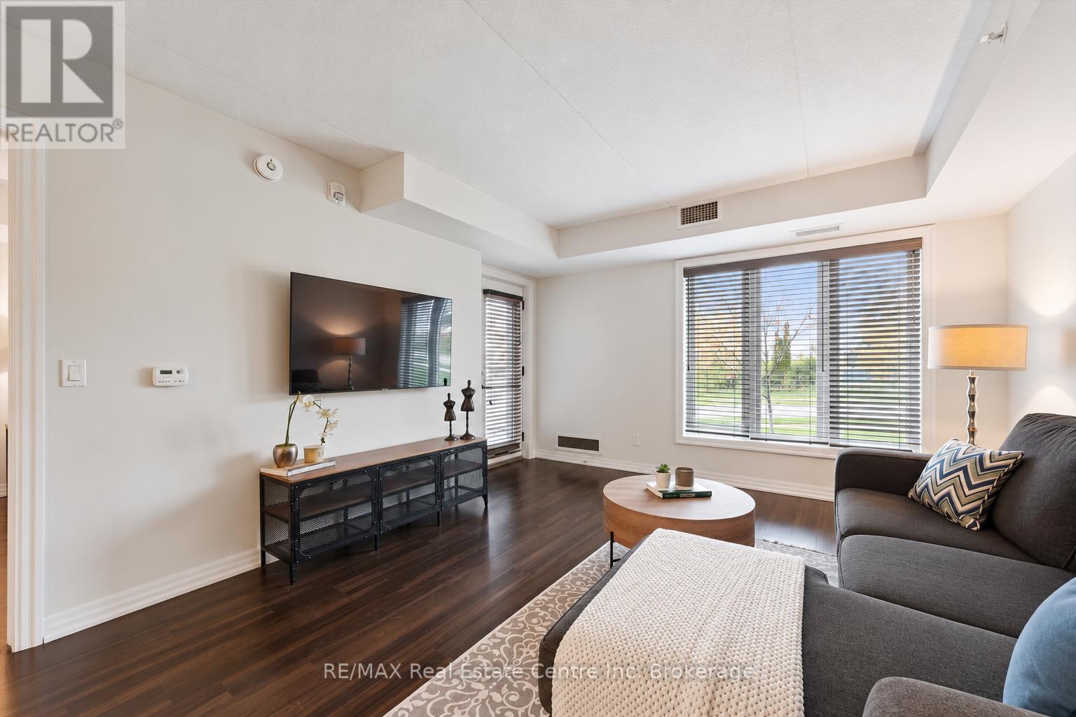 106 - 104 SUMMIT RIDGE DRIVE