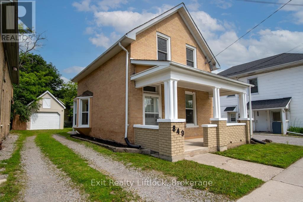 849 WATER STREET - Photo 2