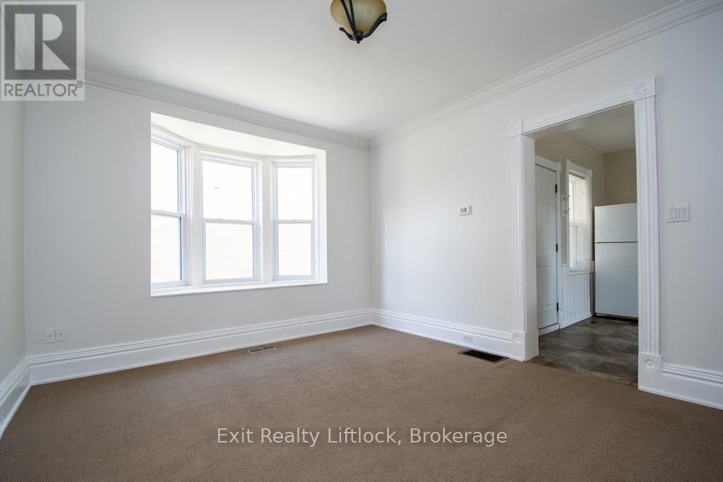 849 WATER STREET - Photo 3