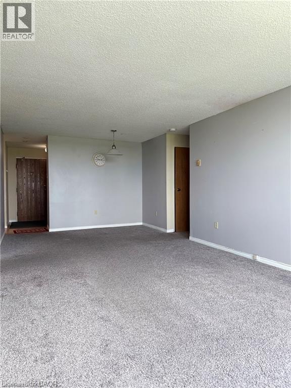 55 GREEN VALLEY Drive Unit# 1606