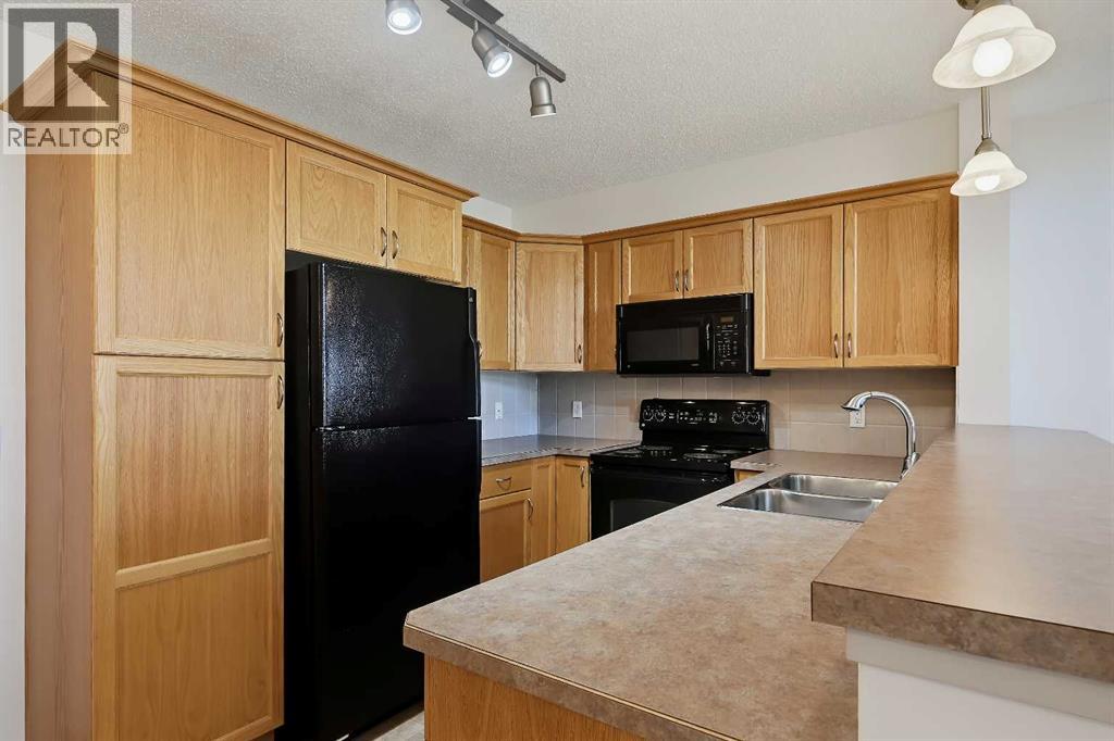 313, 380 Marina Drive