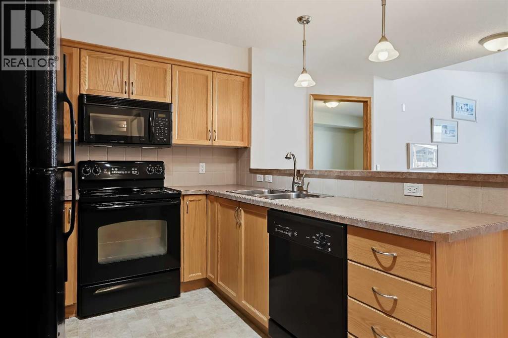 313, 380 Marina Drive