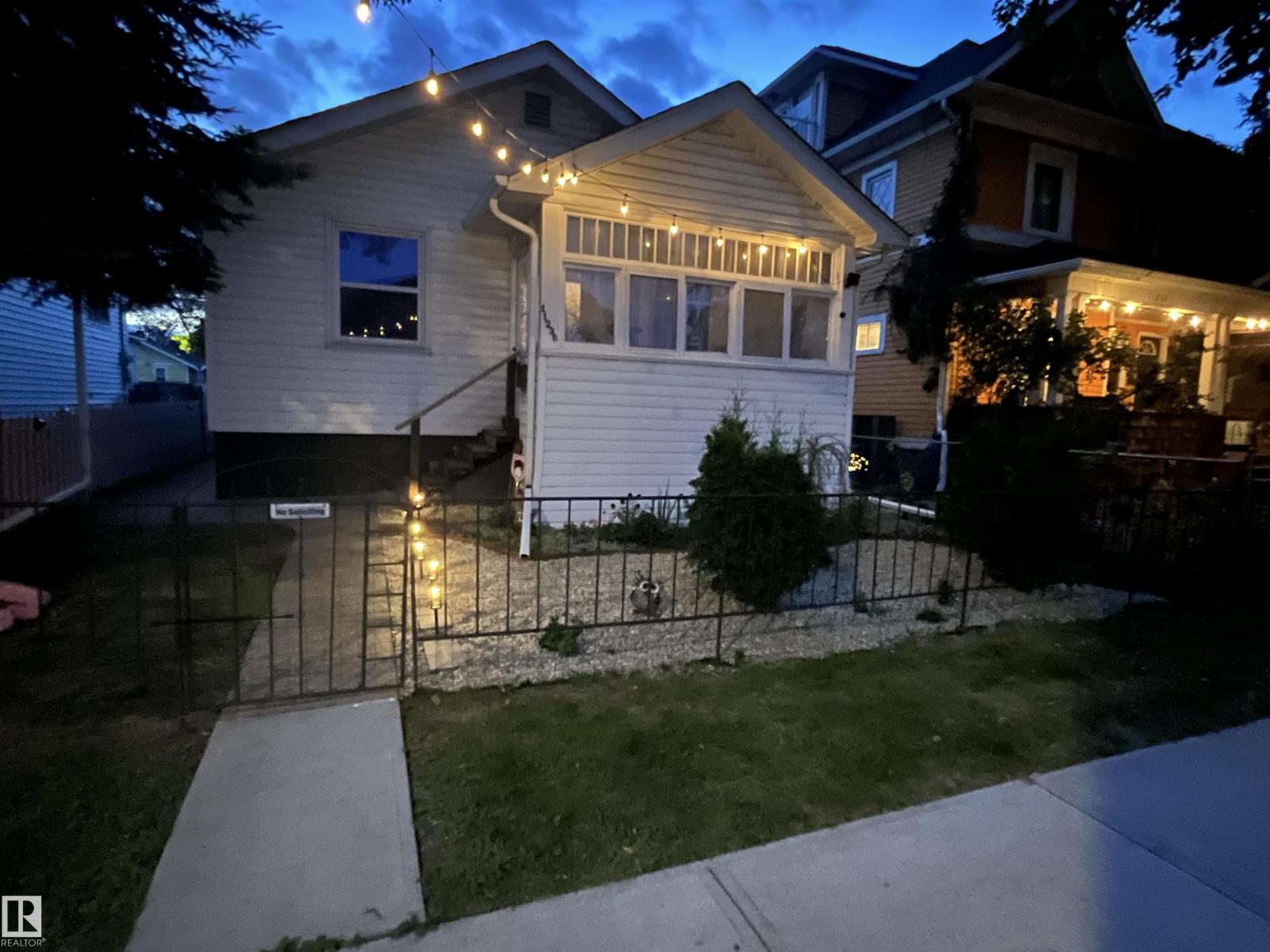 11230 96 ST NW