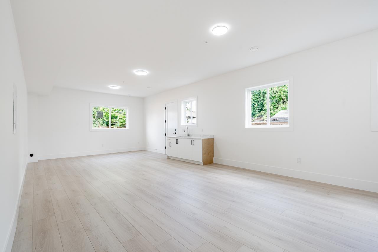 LOWER A 45945 LEWIS AVENUE, Chilliwack Proper West
