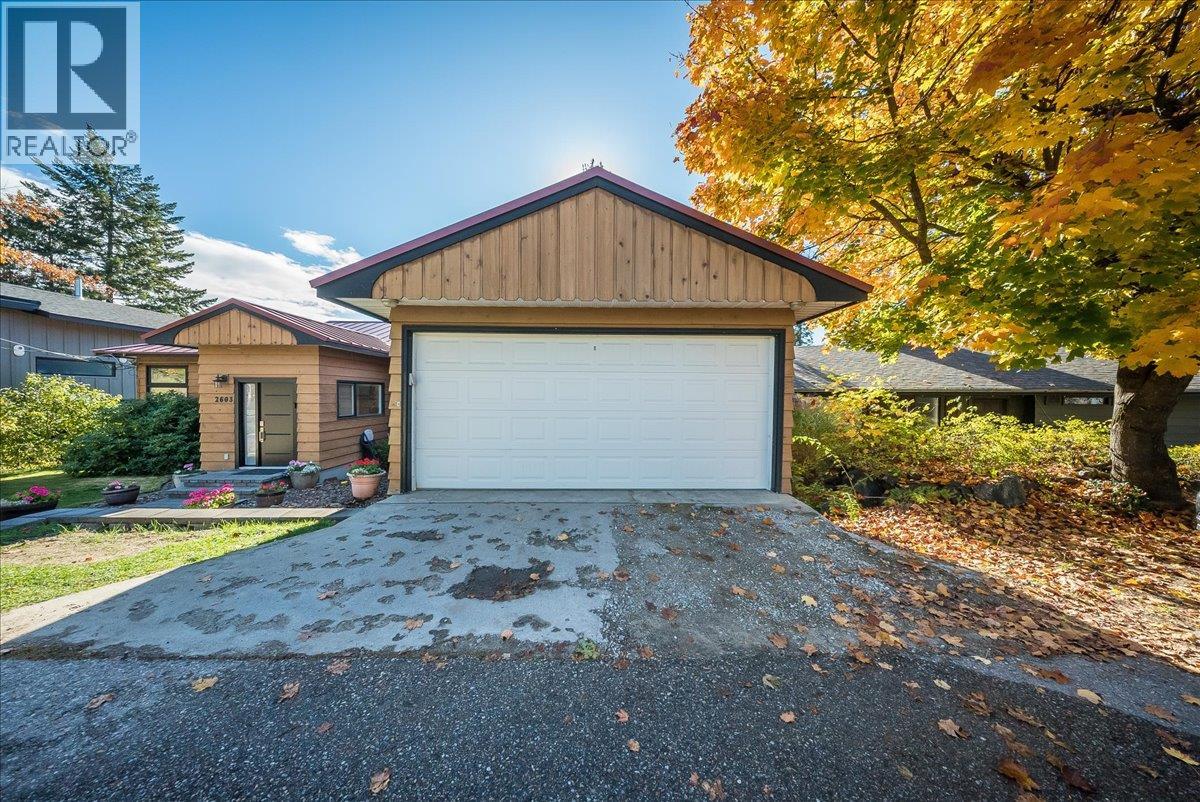 2603 Maple Crescent