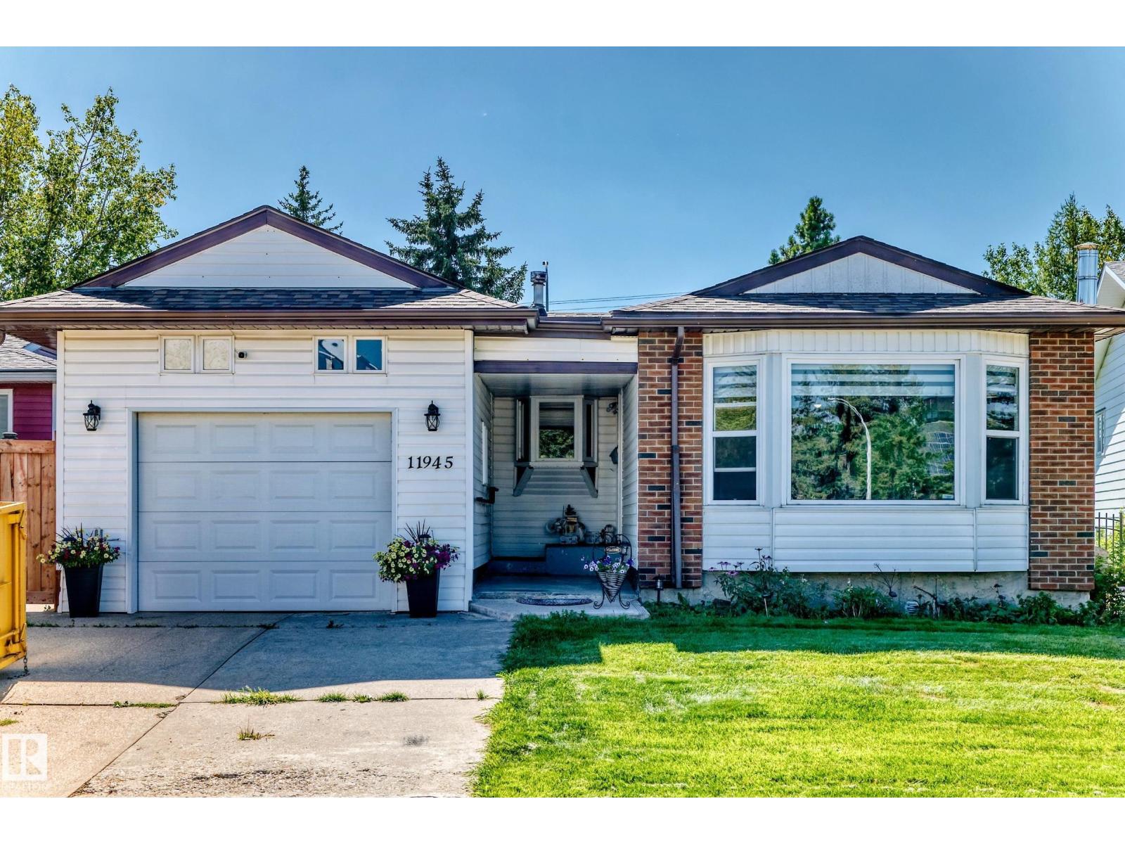 11945 138 AV NW