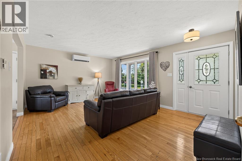 545 Centrale Street - Photo 4