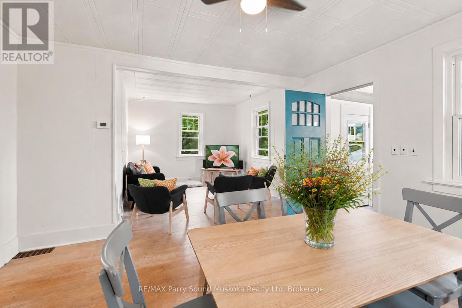 40 WAUBEEK STREET