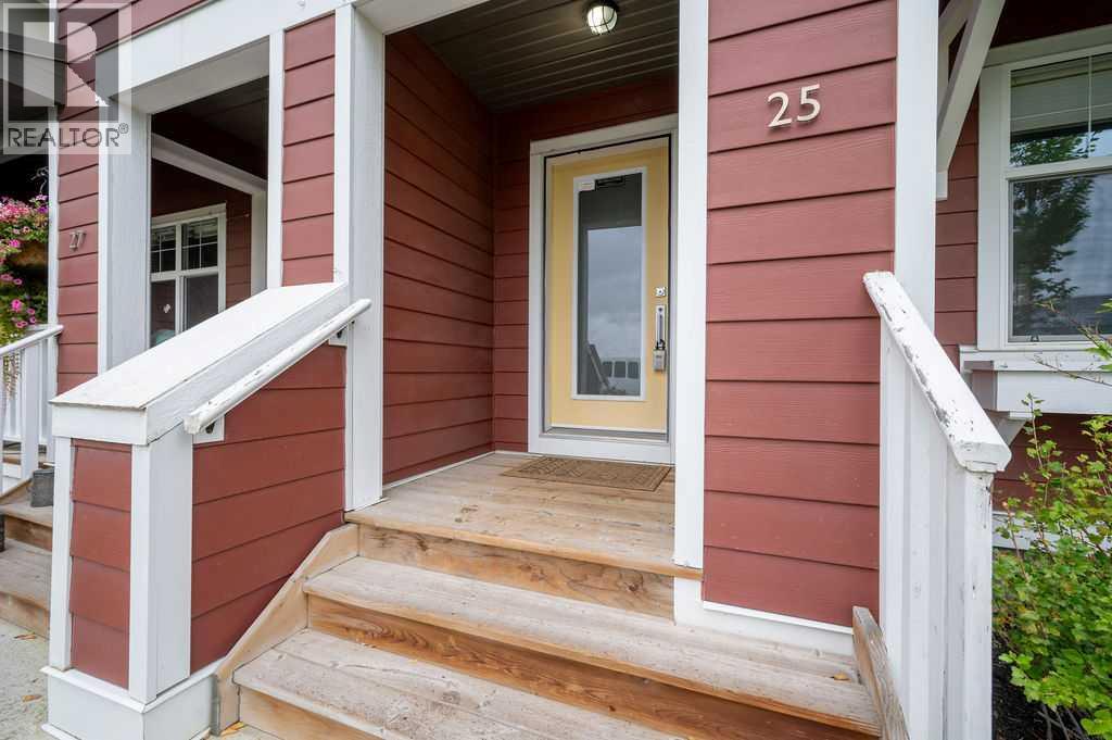 25 Marine Drive SE