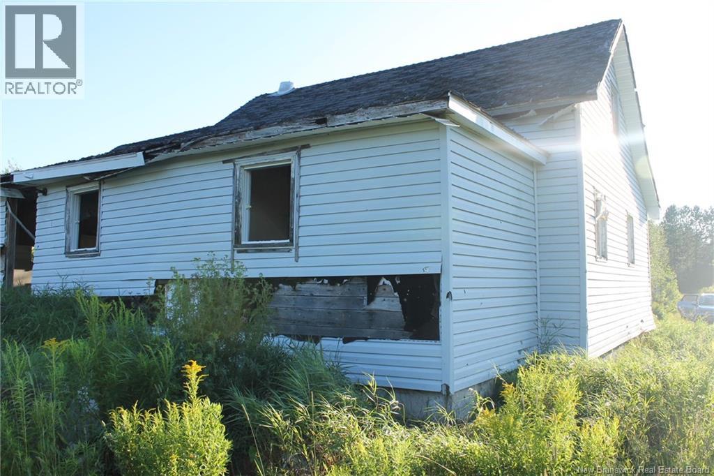 1582 Beaverbrook Road - Photo 3
