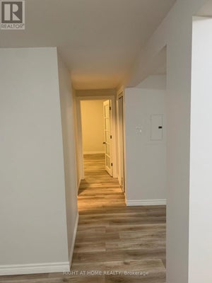 701 The Queensway, Toronto (Stonegate-Queensway), ON 4