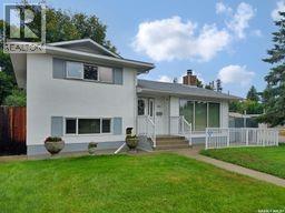 2429 Cumberland AVENUE S