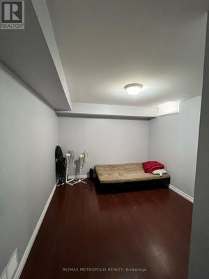 5884 Chorley Pl, Mississauga (East Credit), ON 5