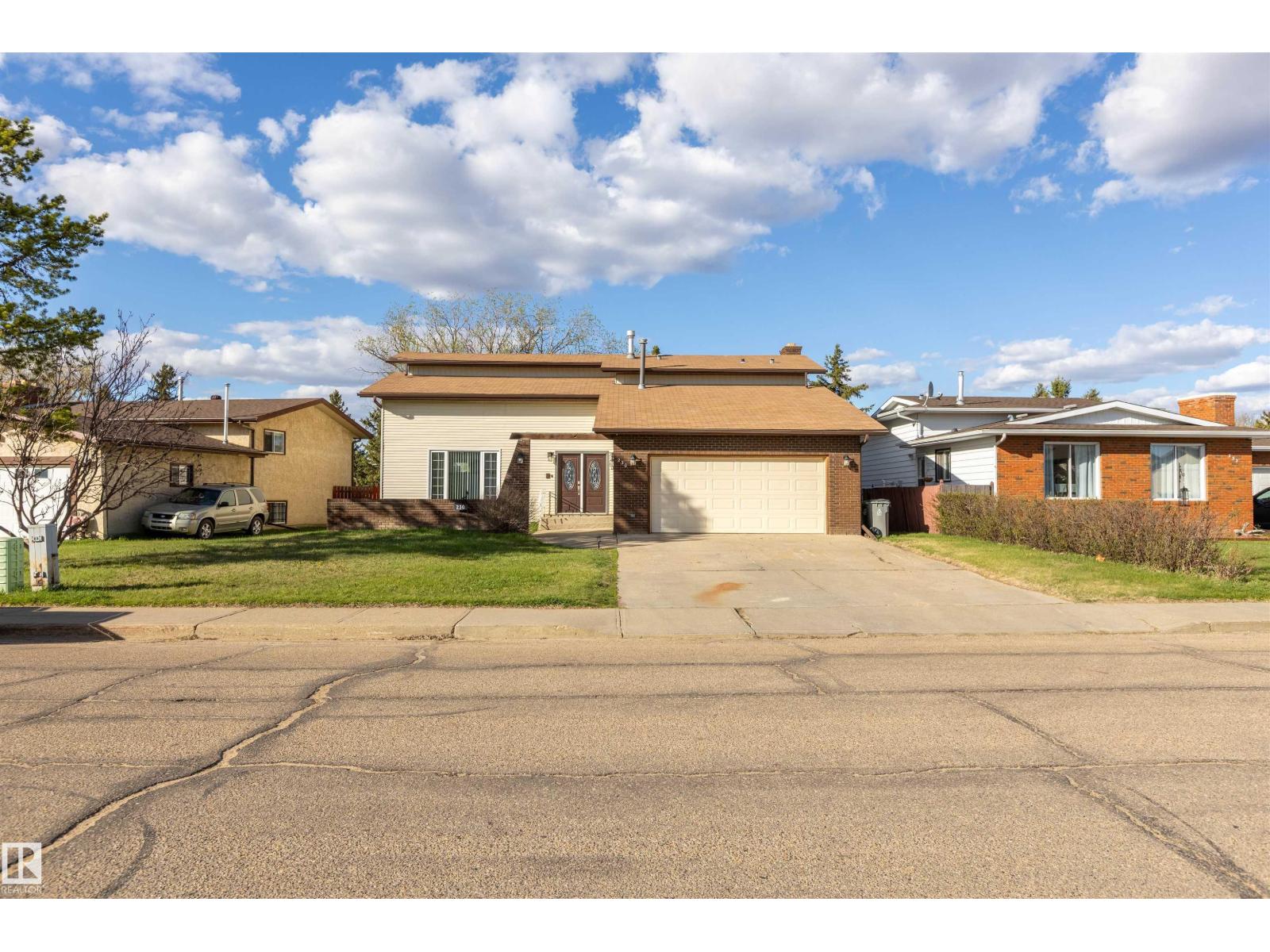 230 GRANDIN DR