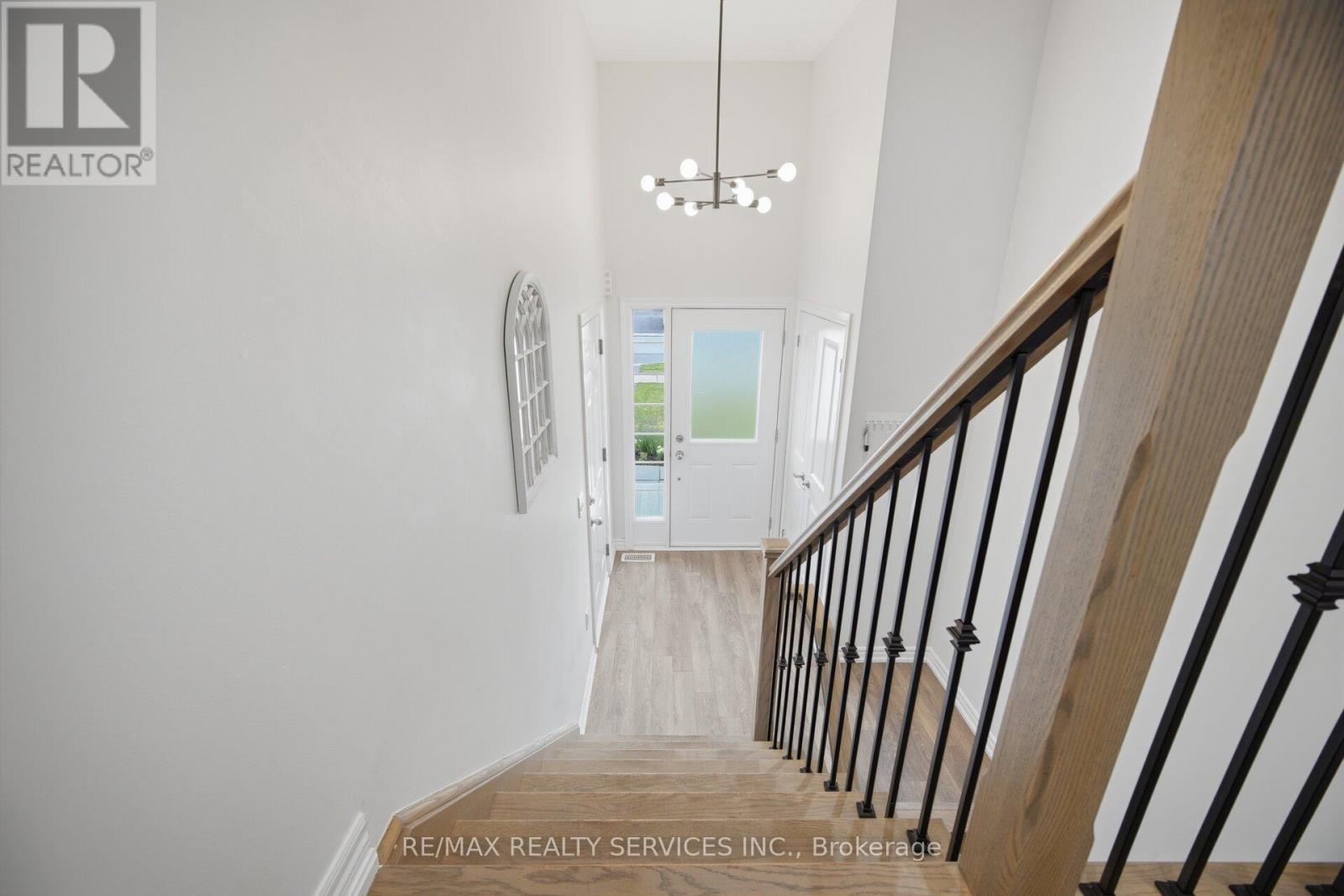 20 TODD CRESCENT