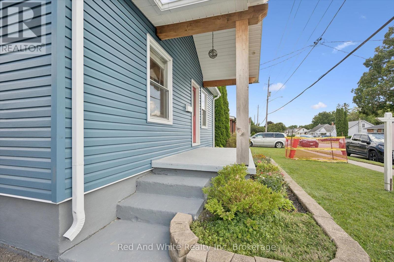131 NORFOLK AVENUE