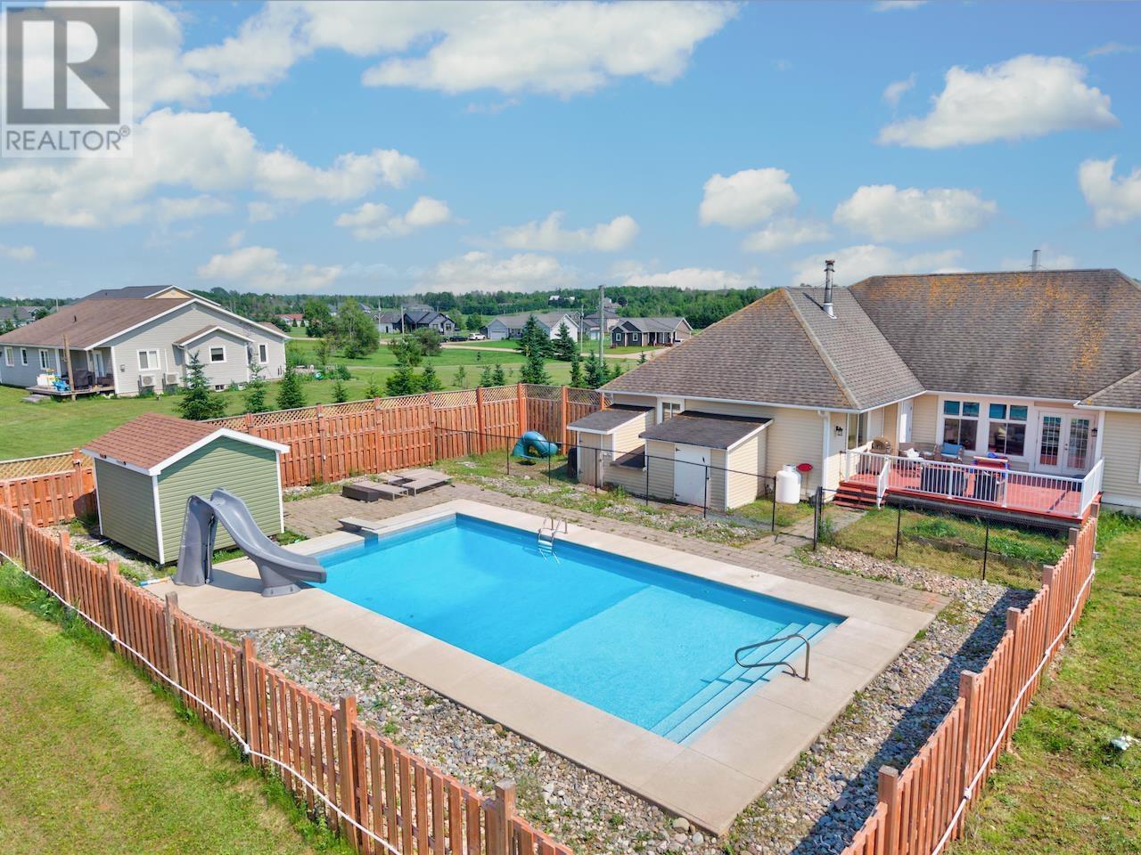 749 CITY VIEW Drive - Photo 3