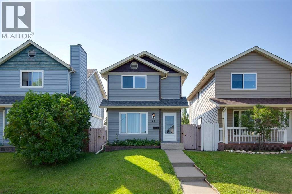175 Castleridge Drive NE