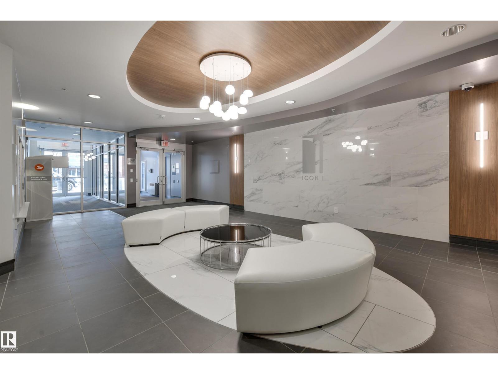 #801 10136 104 ST NW