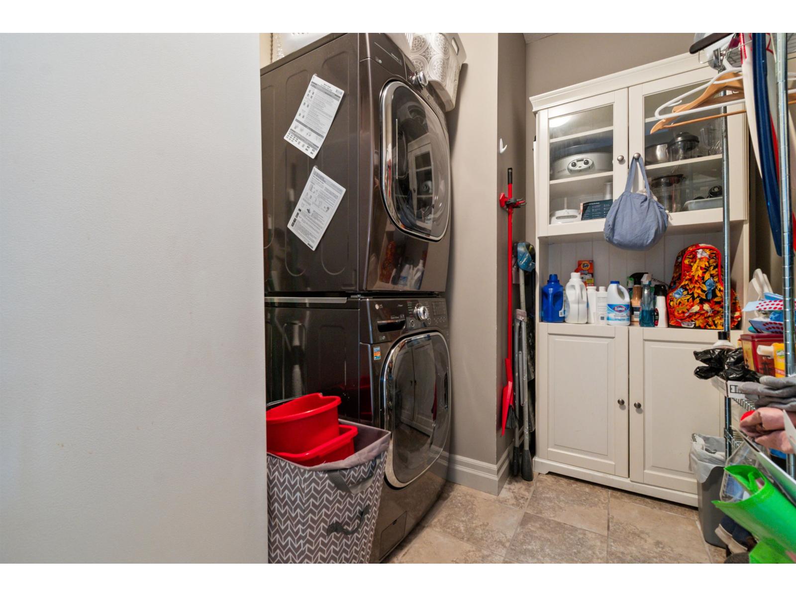 211B 45595 TAMIHI WAY, Garrison Crossing