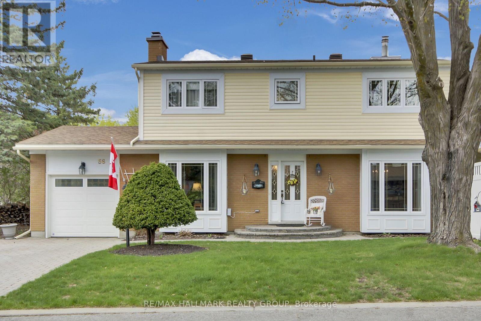 56 FOXLEIGH CRESCENT
