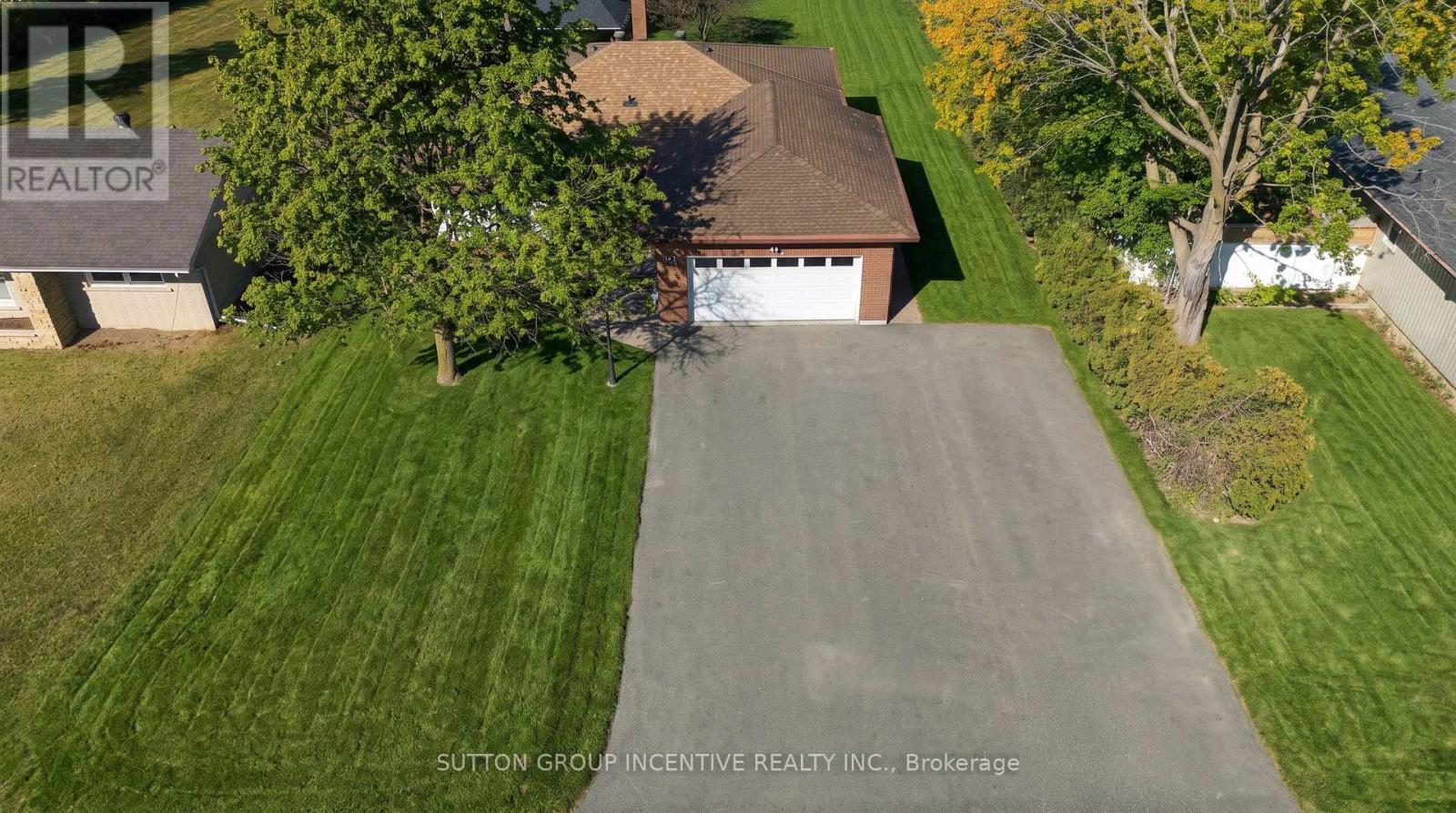 1926 INNISFIL BEACH ROAD