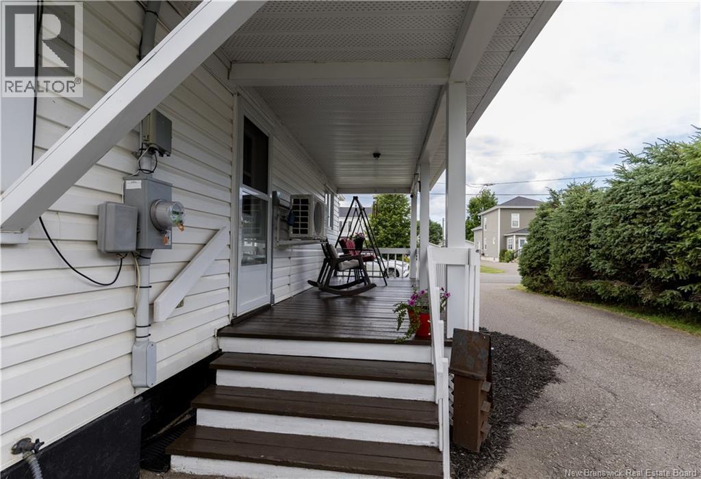 205 Basin Street - Photo 4