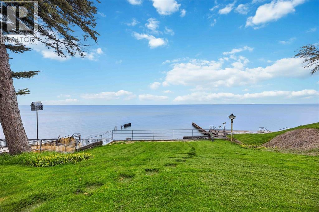 2088 LAKESHORE ROAD