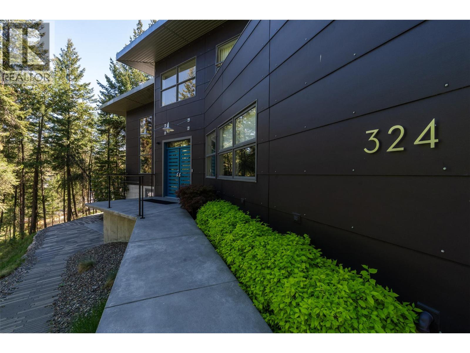 324 Clifton Road