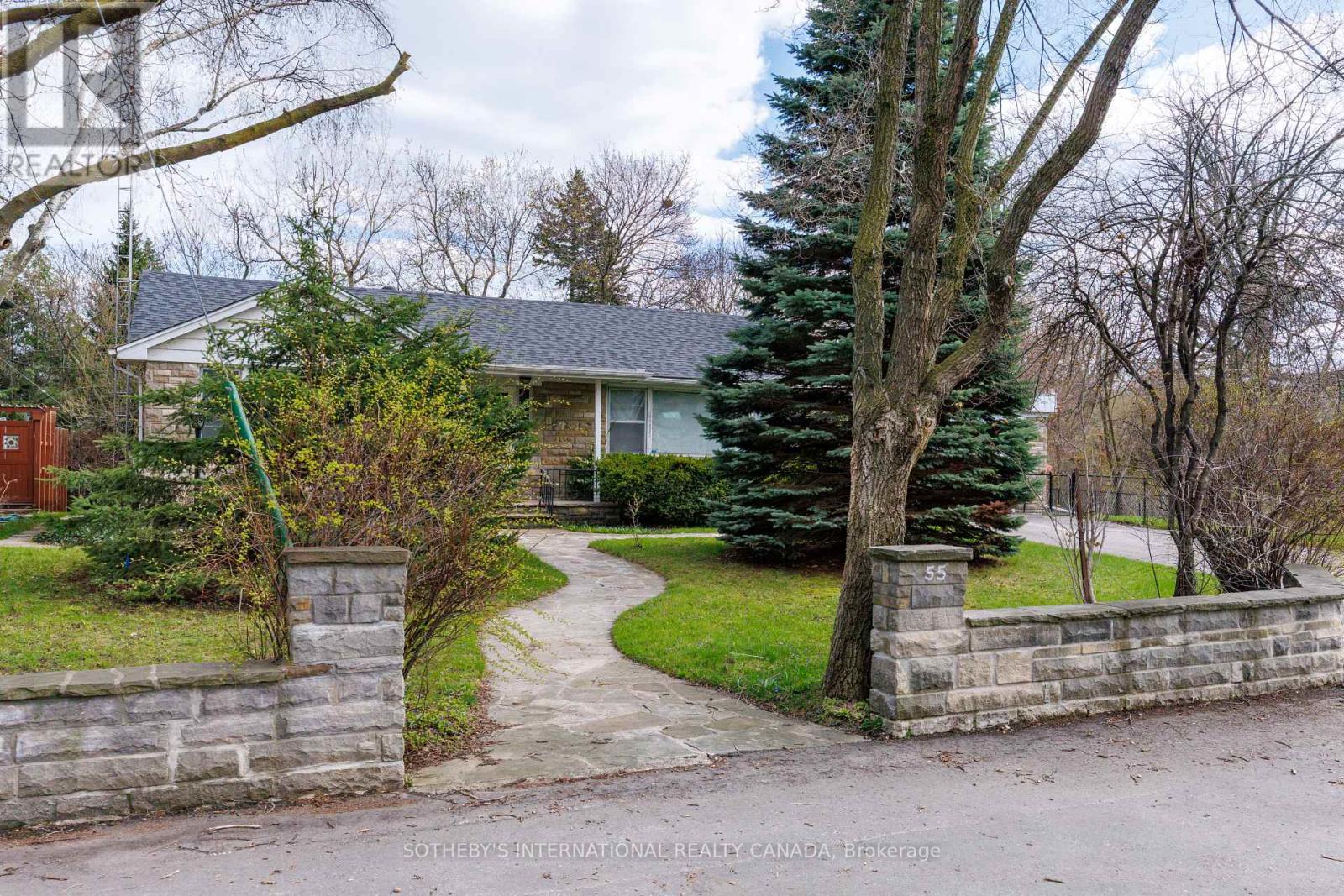 55 VAN DUSEN BOULEVARD