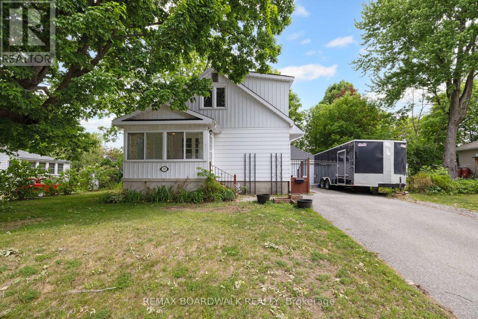 111 BECKWITH STREET E