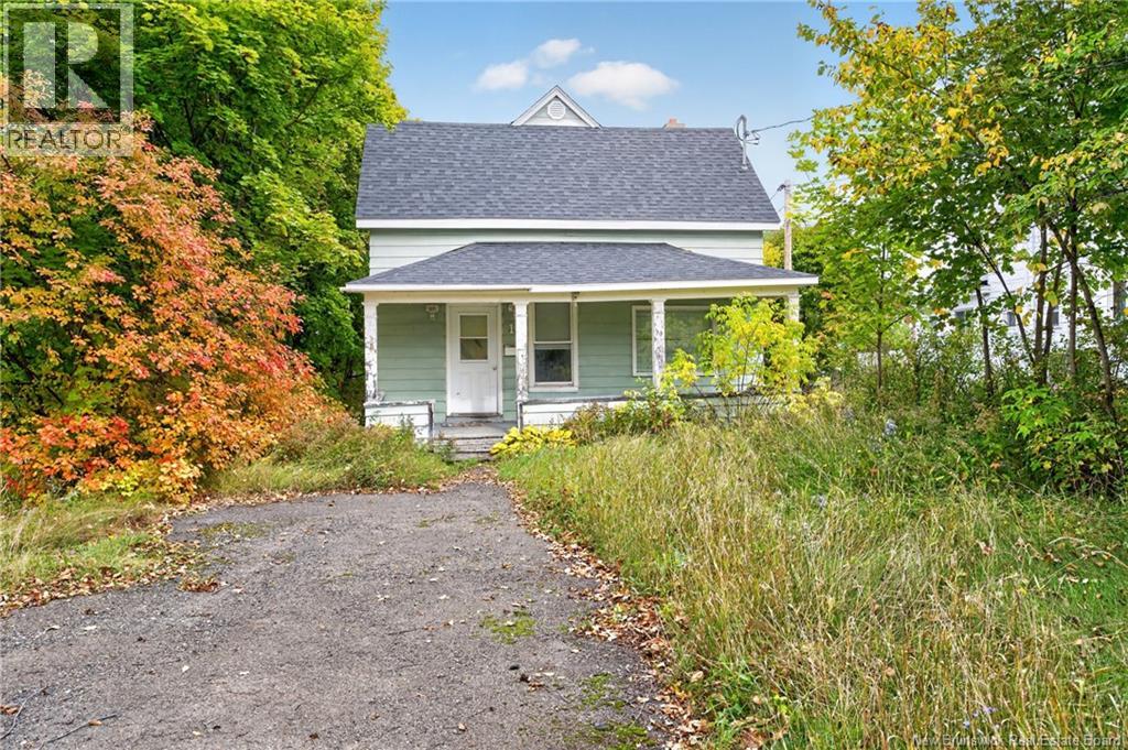 14 PRINCE WILLIAM STREET, CAMPBELLTON, NB E3N 1X4 - Image 4203411368.jpeg?d=l