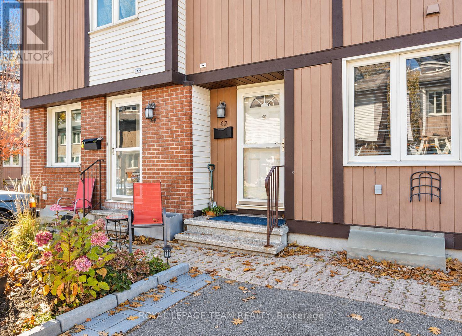 62 - 811 CONNAUGHT AVENUE