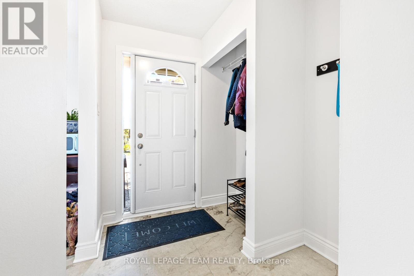 62 - 811 CONNAUGHT AVENUE