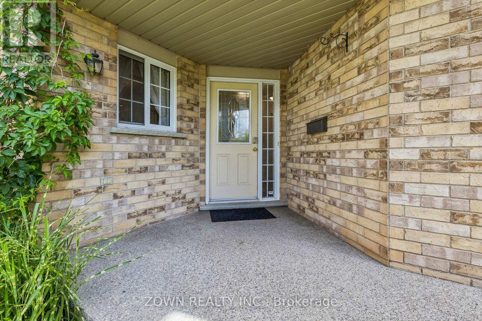 60 MARL MEADOW DRIVE