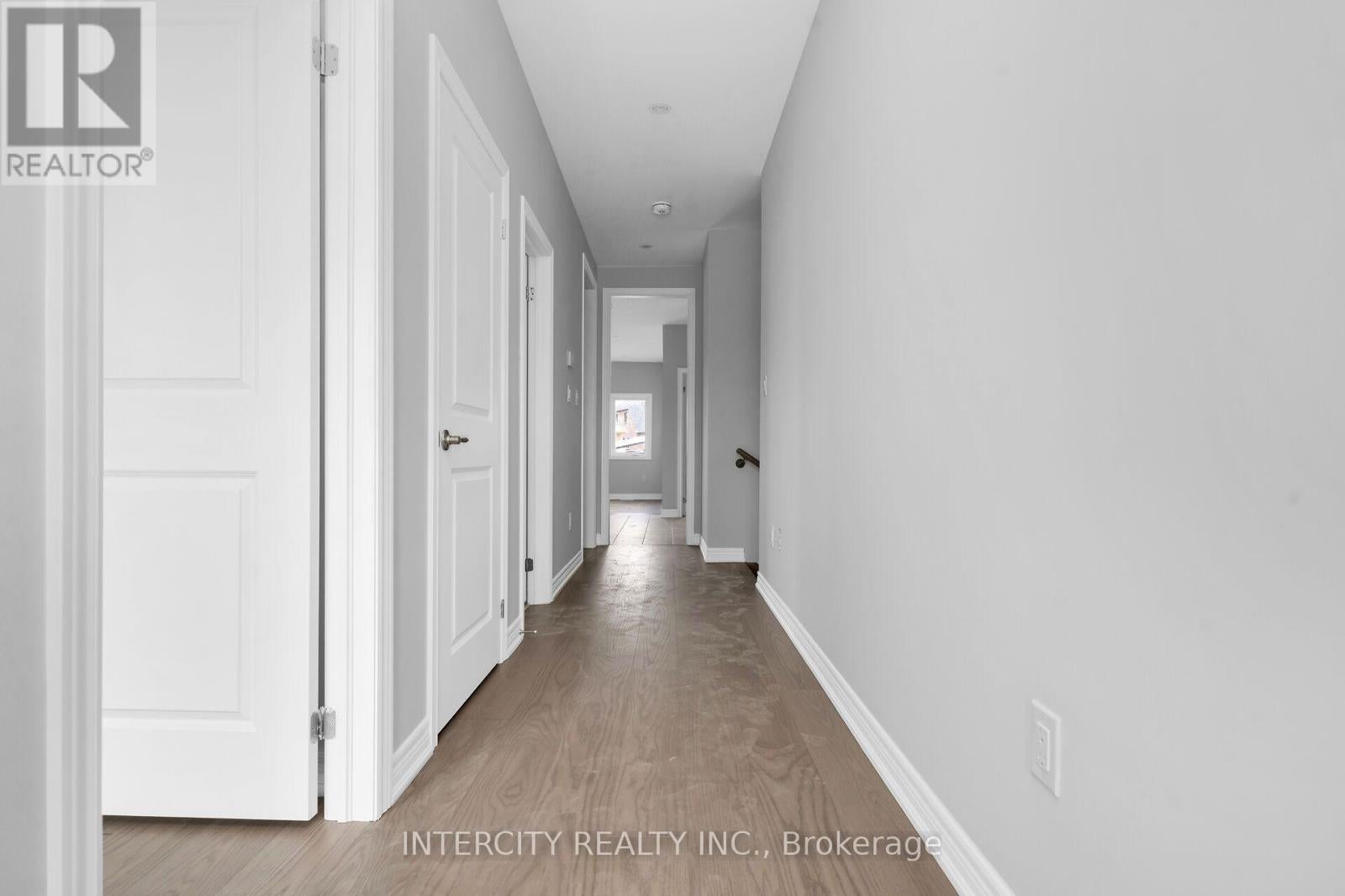 TH 26 - BLK 6 SUNBIRD WAY