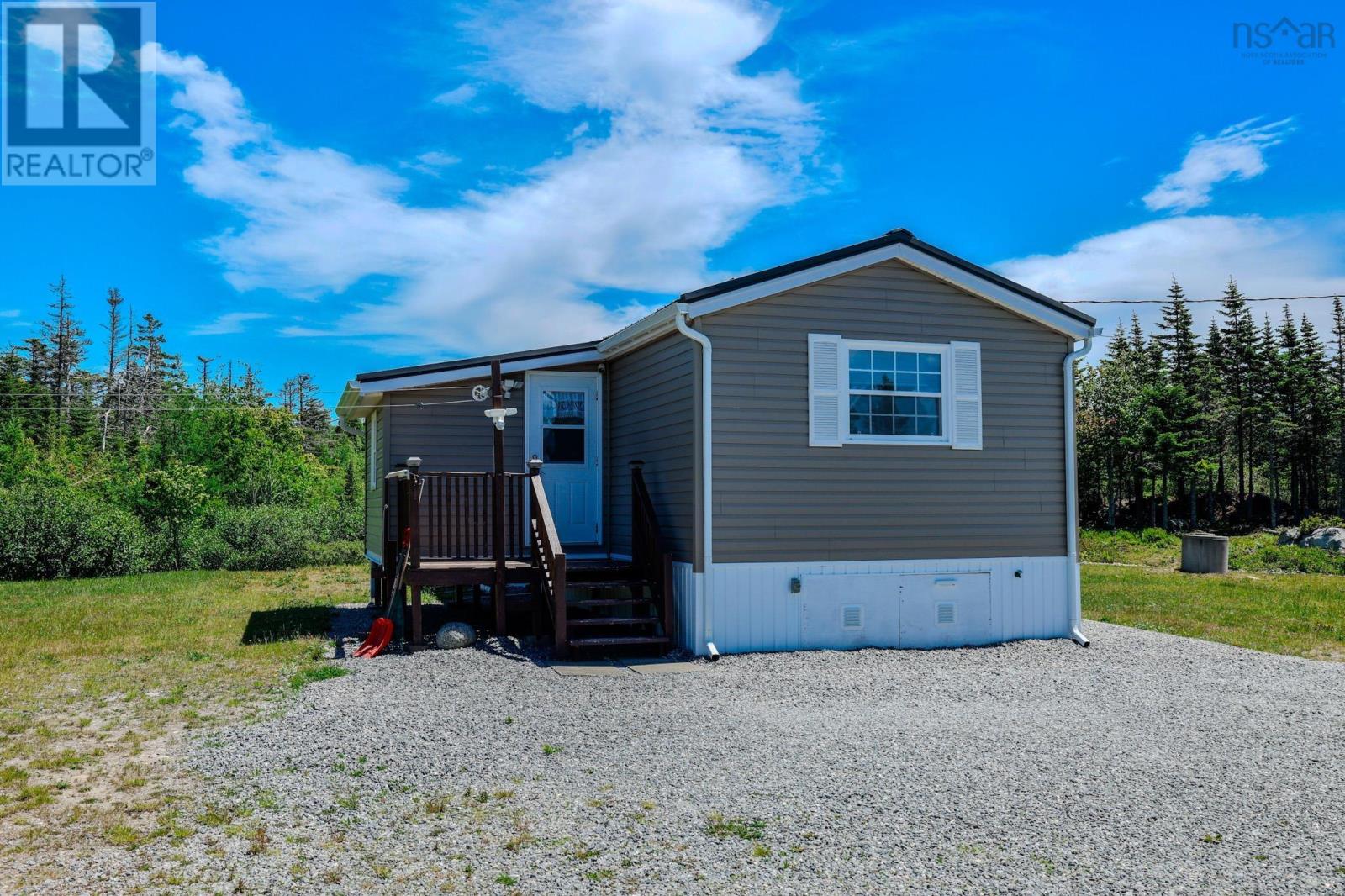 821 Highway 330 - Photo 4