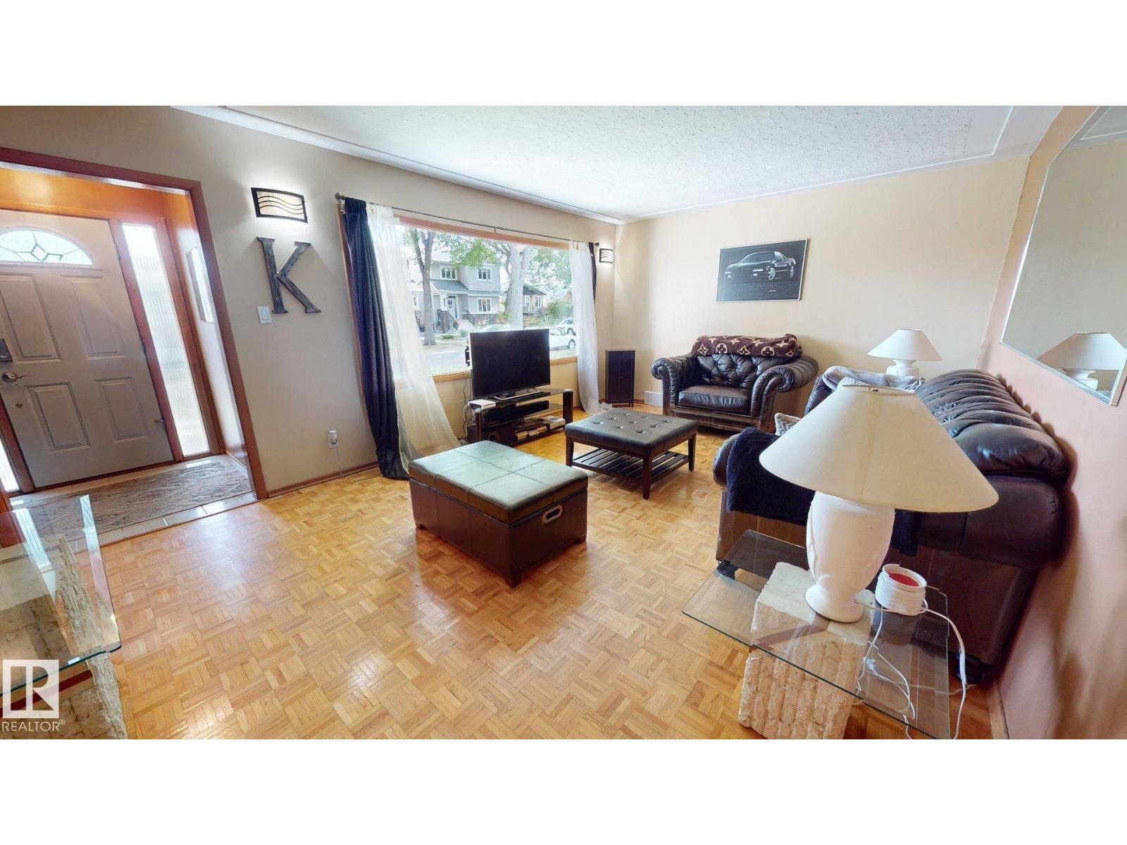 10328 77 ST NW