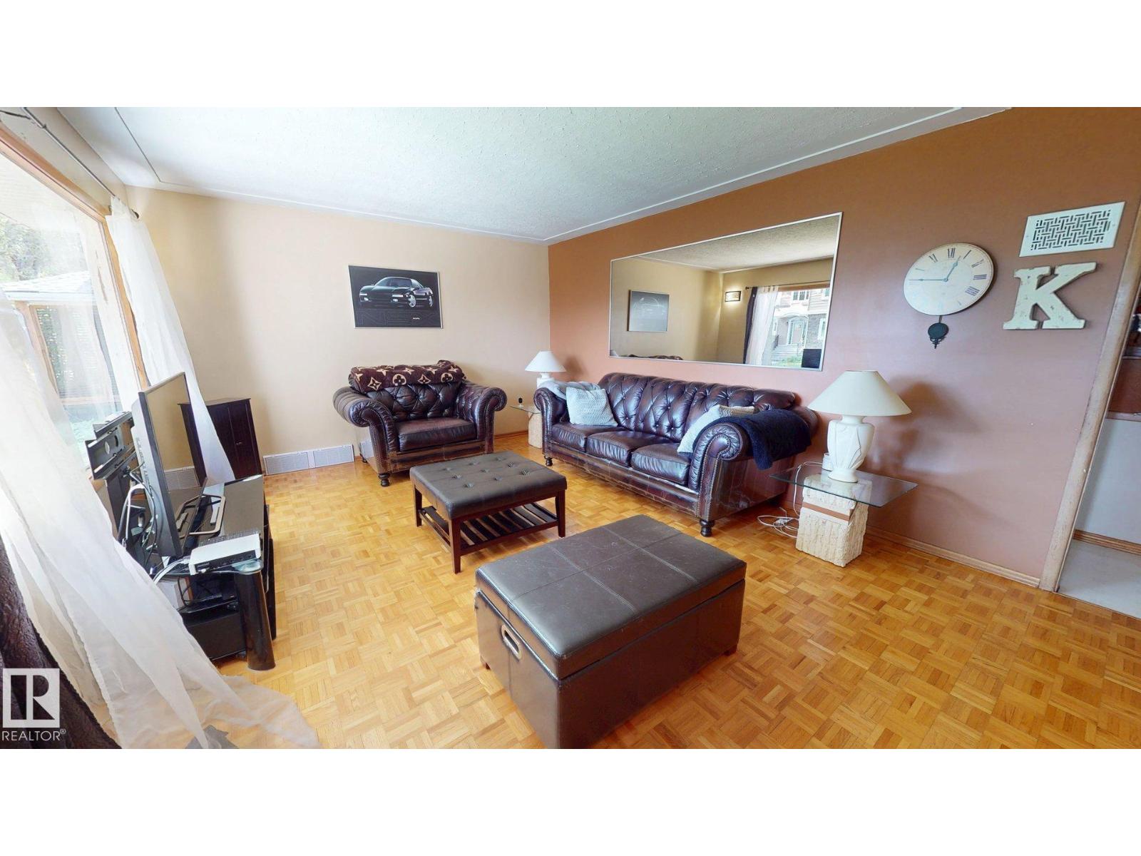 10328 77 ST NW