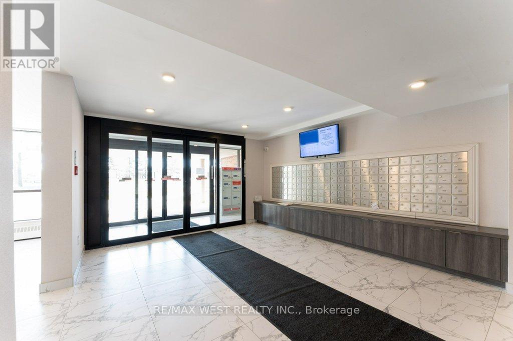 1001 - 3501 GLEN ERIN DRIVE