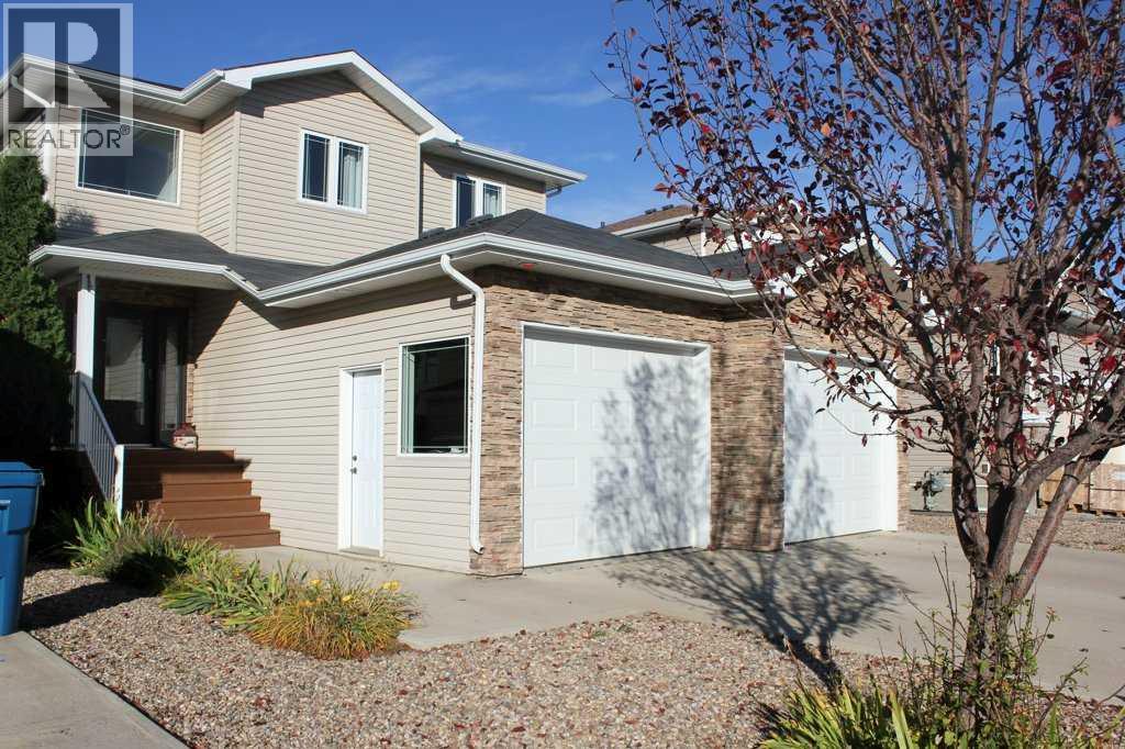 938 MANOR PLACE SE, REDCLIFF, AB T0J 2P0 - Image 228948498.jpeg?d=l