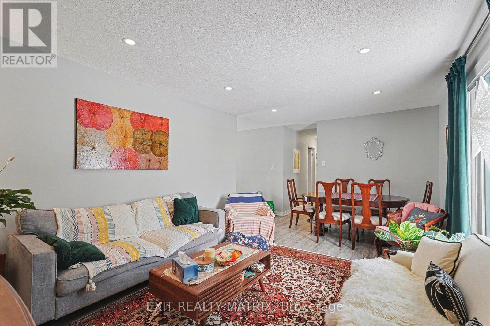 91 SHELDRAKE DRIVE - Photo 3