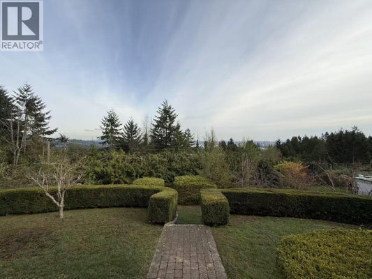 750 Greenwood Rd, West Vancouver, BC 2