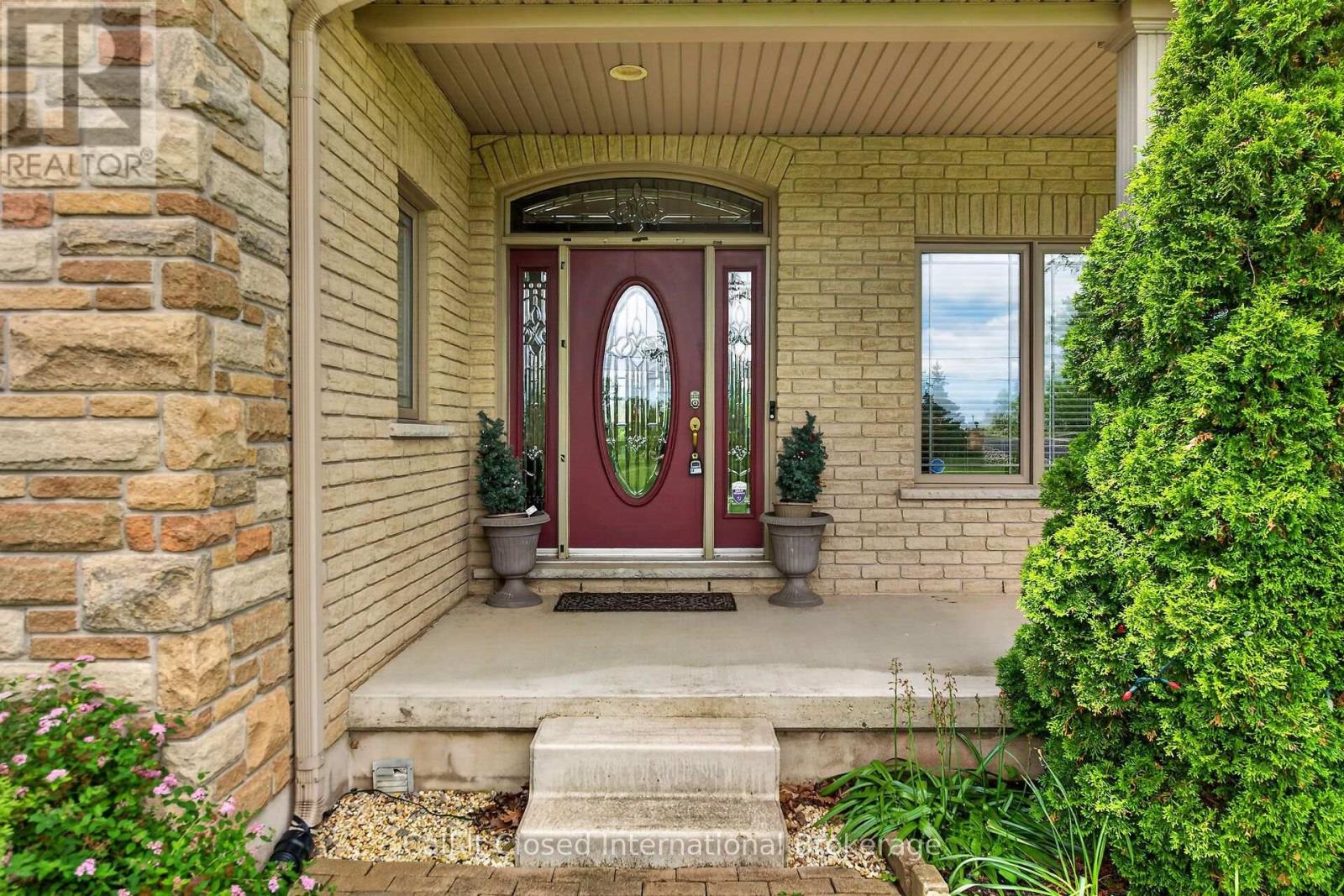 850 REGIONAL ROAD 27