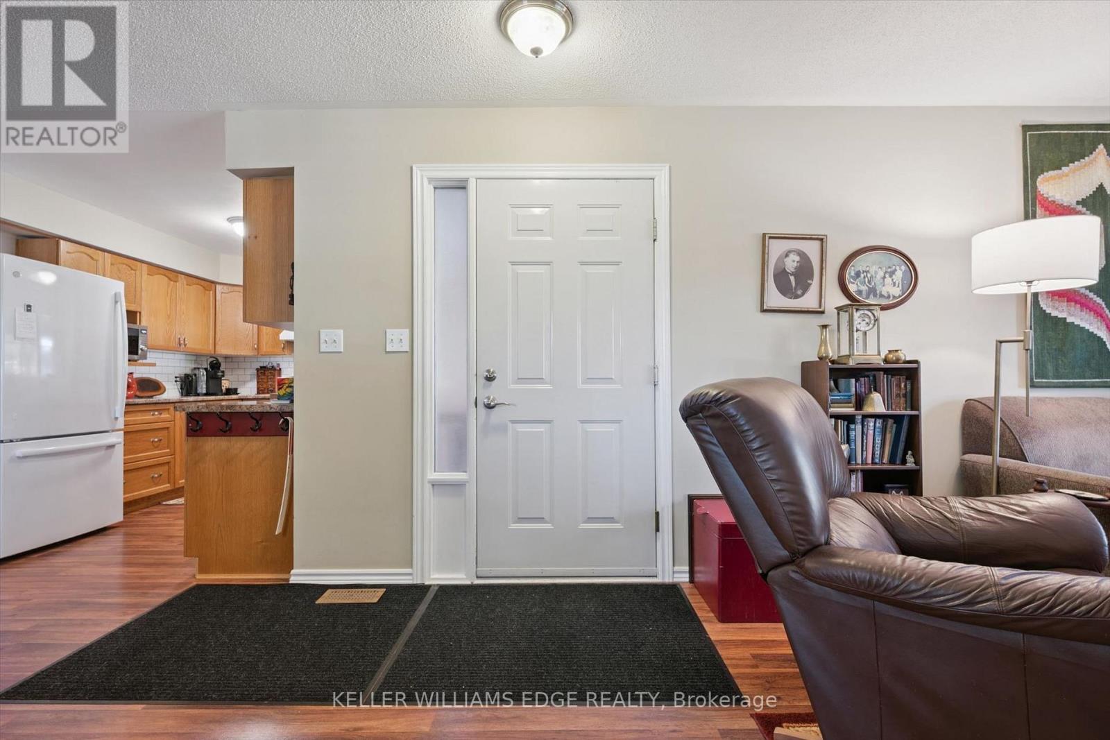 1 - 570 WEST STREET W