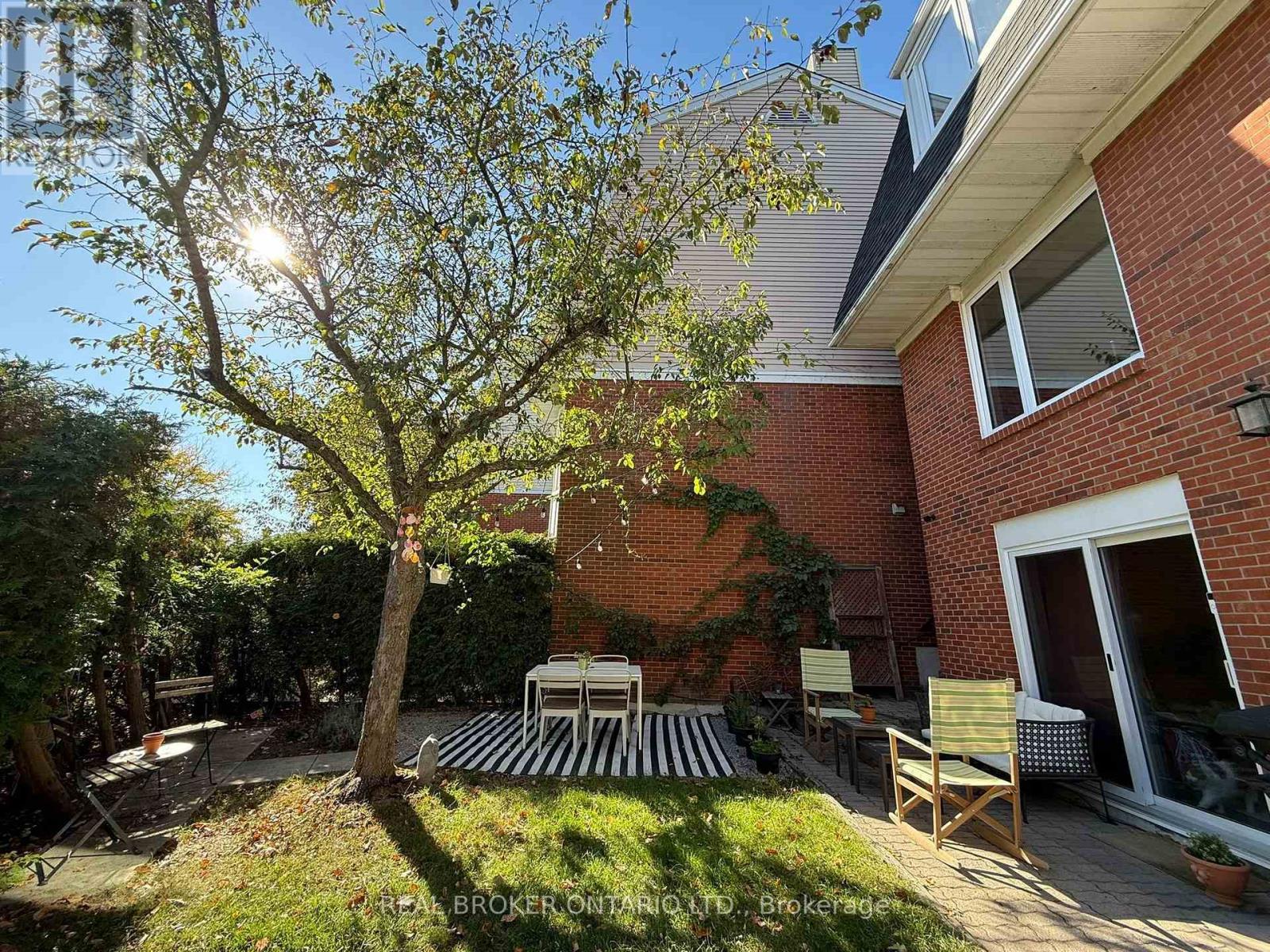 6 - 45 BIRCHMOUNT ROAD
