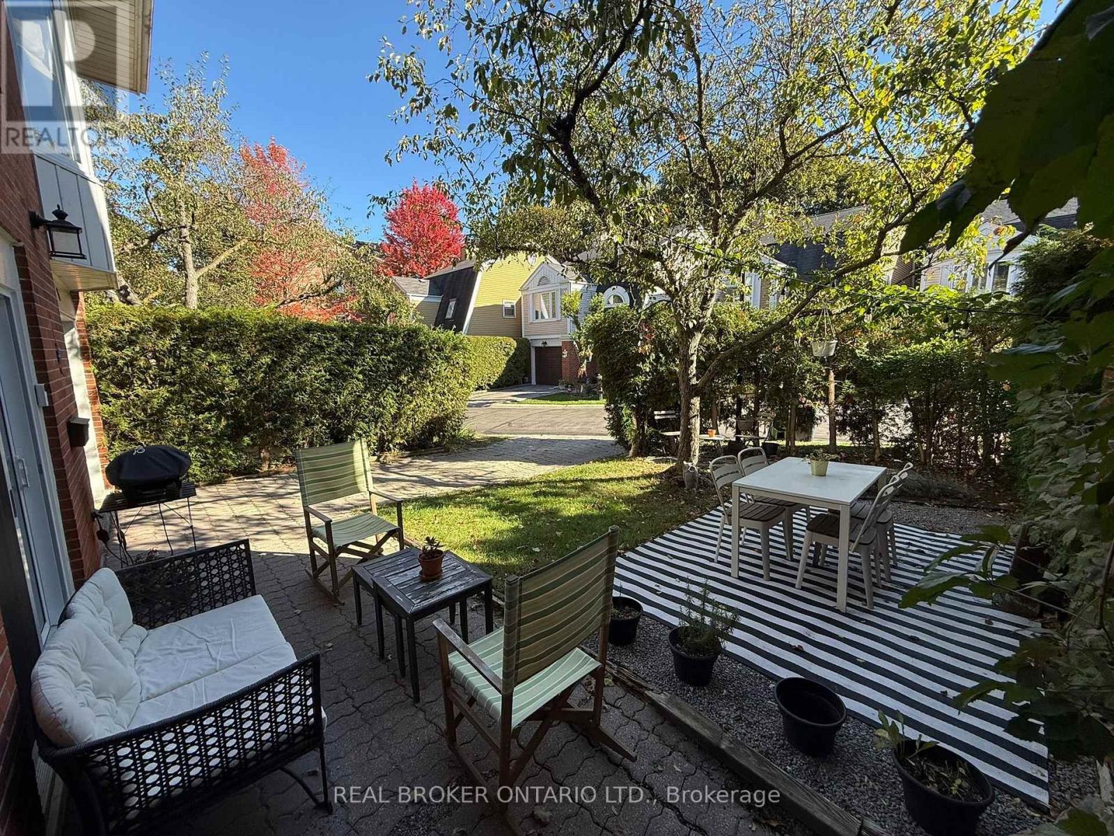 6 - 45 BIRCHMOUNT ROAD